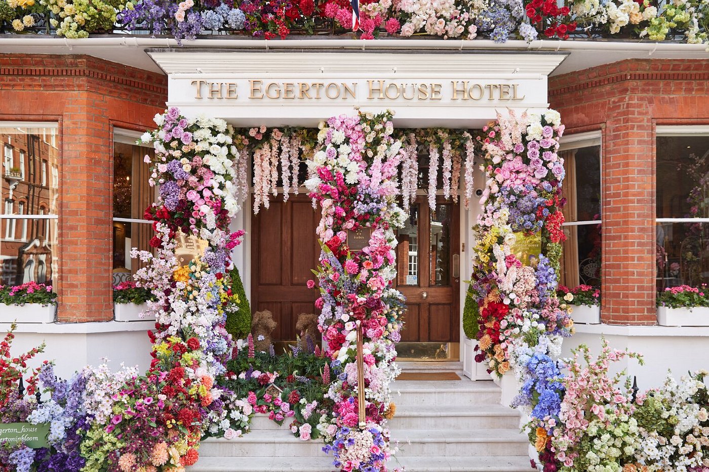 Project Harmless partnership with Egerton House Hotel, Knightsbridge, London. Showcasing eco-conscious luxury with sustainable handcrafted products available exclusively for hotel guests, highlighting a commitment to sustainability and premium craftsmanship.