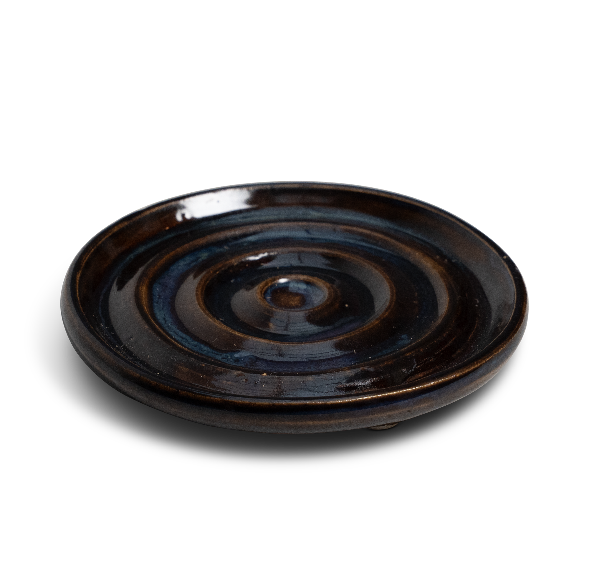 Side view of Project Harmless handmade stoneware soap dish in Northern Woods glaze, showing flux detailing and drainage design, handmade in Edinburgh, Scotland by a local artist.